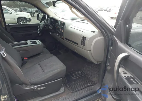 2011 GMC Sierra 1500 Sl z USA, uszkodzony, nr VIN 3GTP1UEA8BG139635